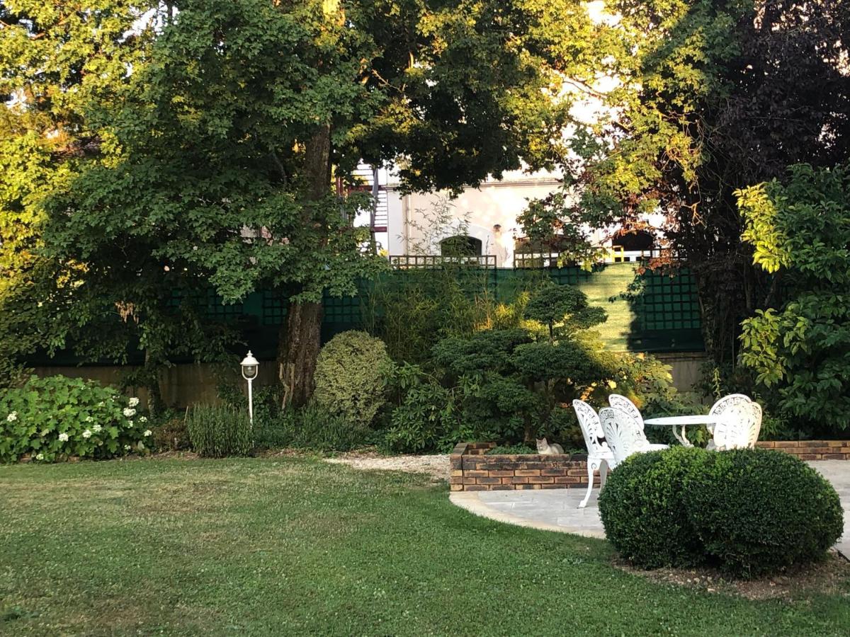 Bed and Breakfast Le Jardin De Fresnes Exterior foto